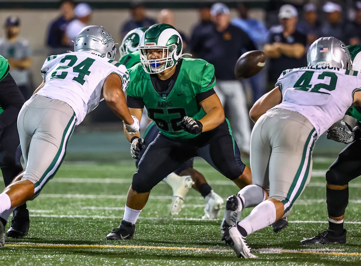 De La Salle vs St Mary's October 7, 2022 Photo-Ralph Thompson33